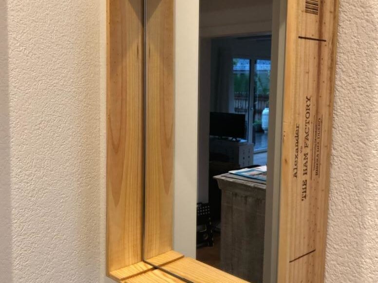 Spiegel aus Weinkiste Spiegel aus Weinkiste