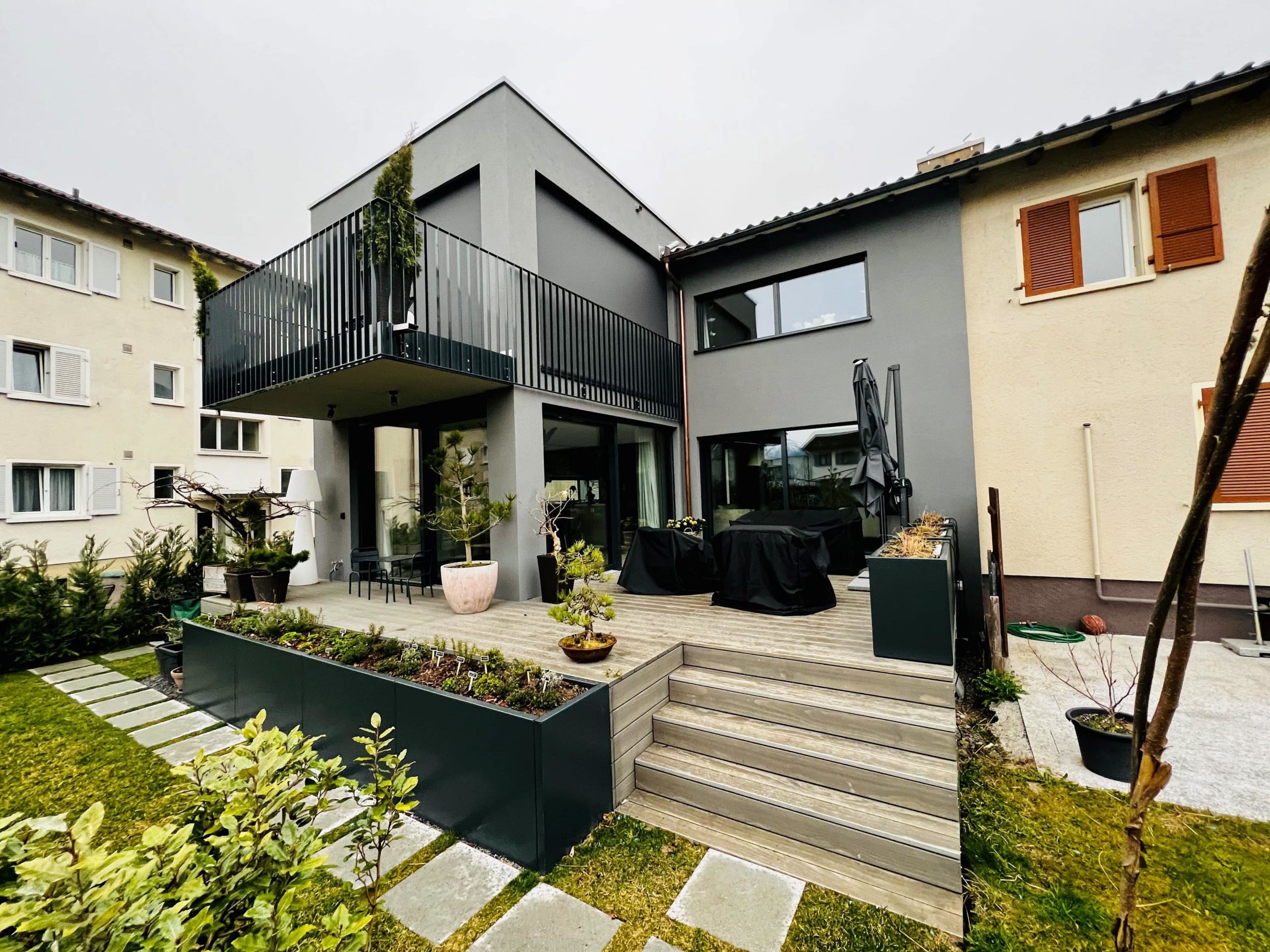 Accoya grau geölt (2)-min