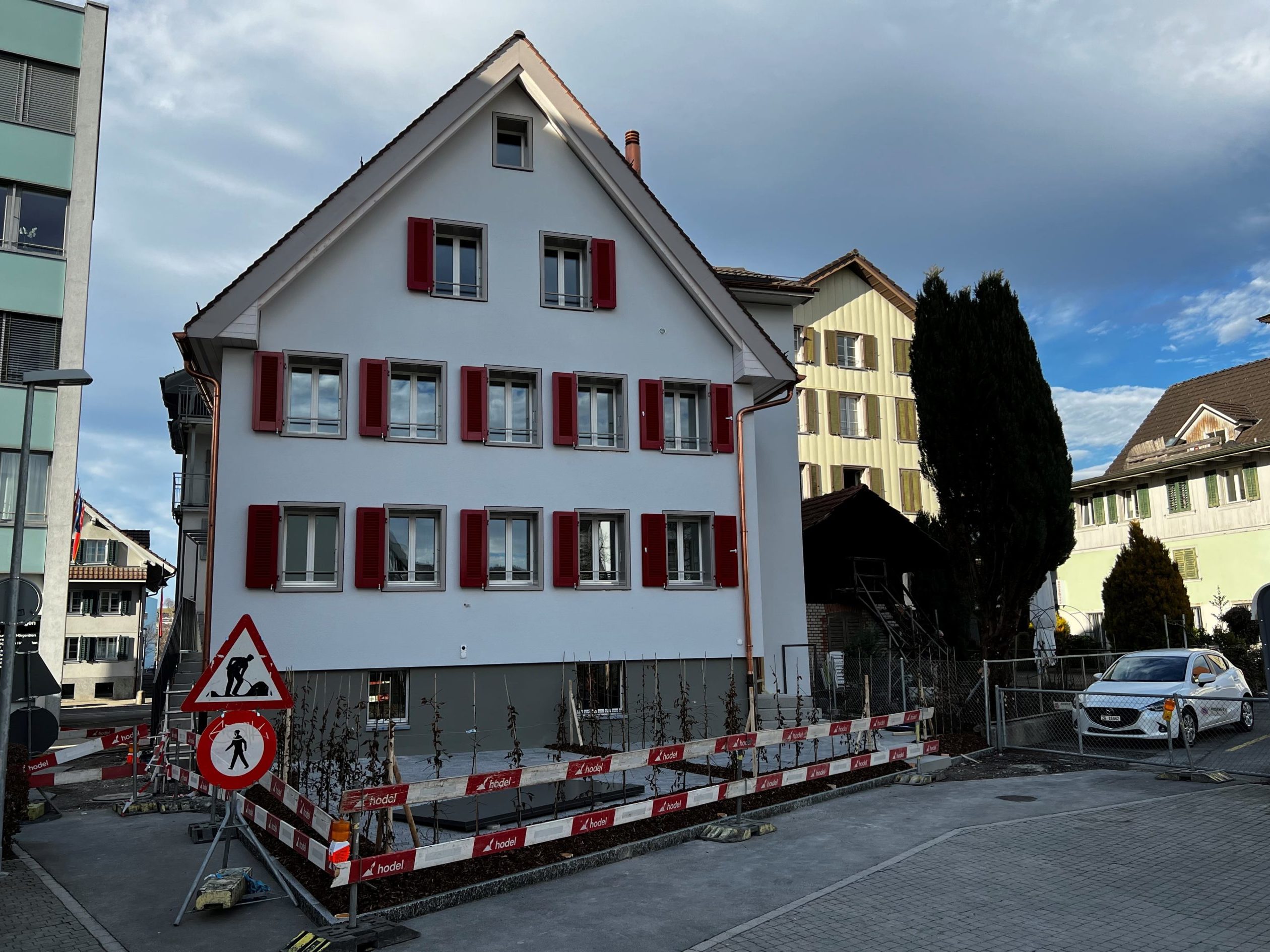 Dachsanierung und neue Geschossdecken (1)